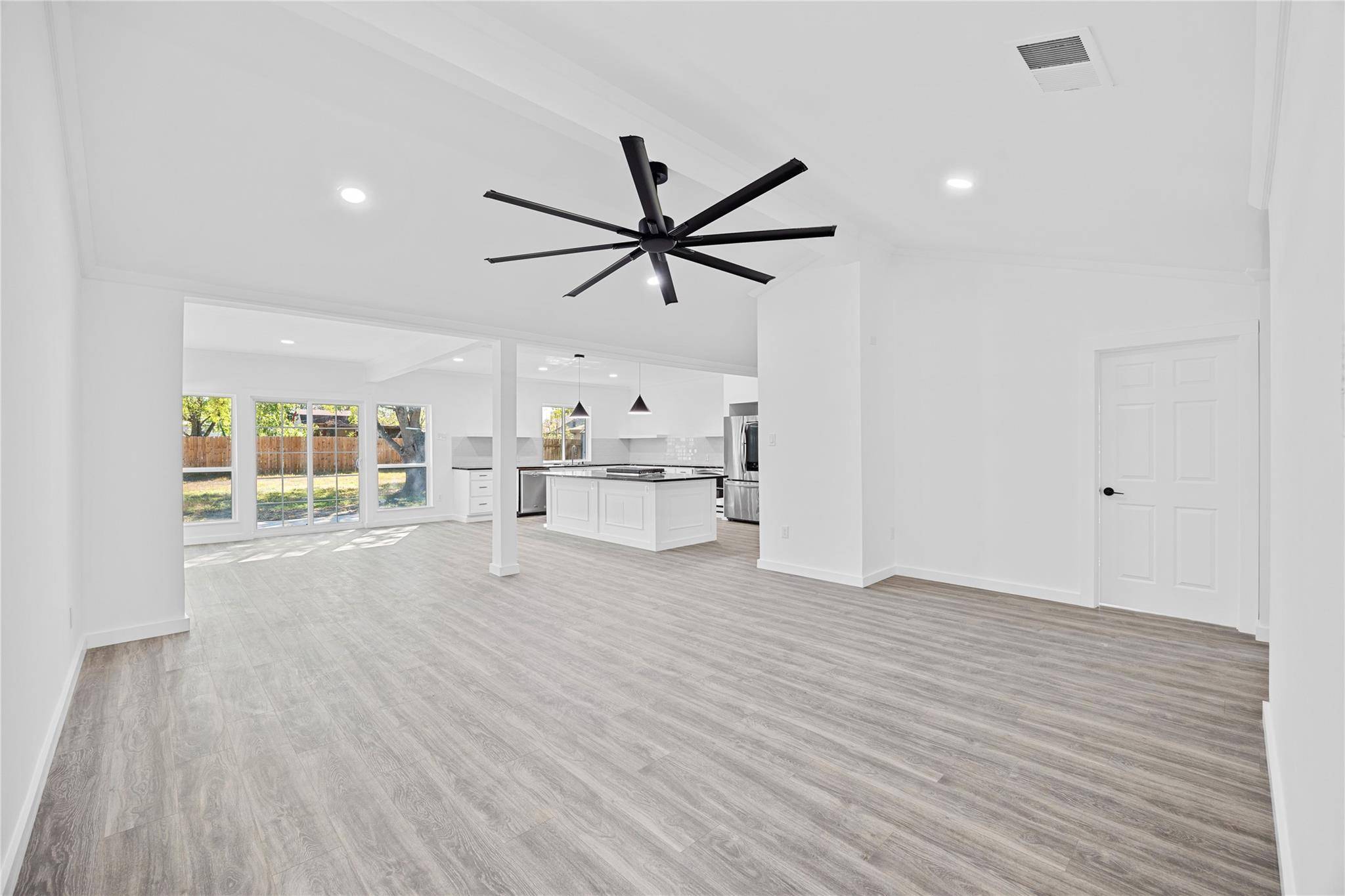 Buda, TX 78610,414 Loma Verde ST