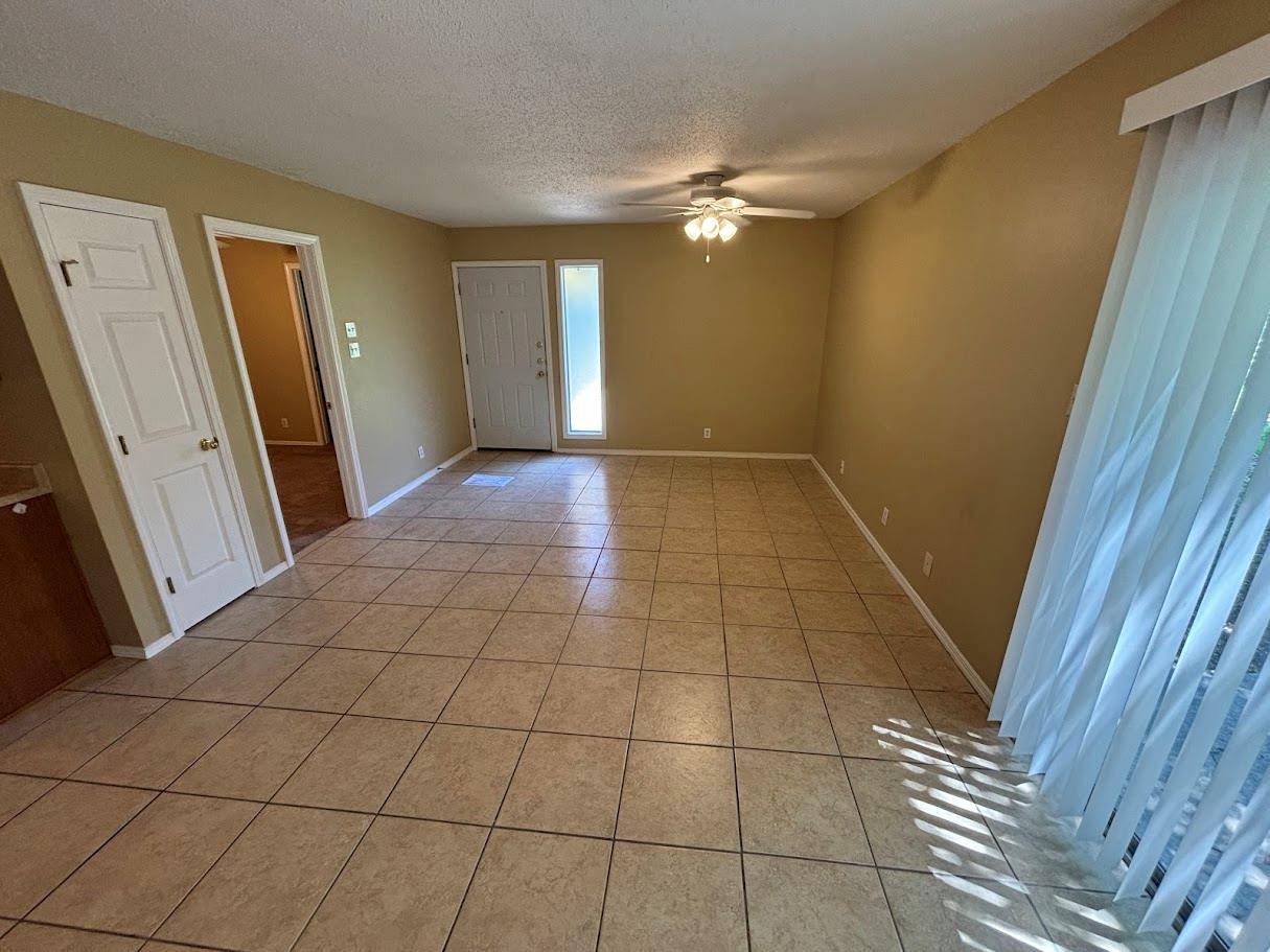 Kyle, TX 78640,417 Live Oak ST
