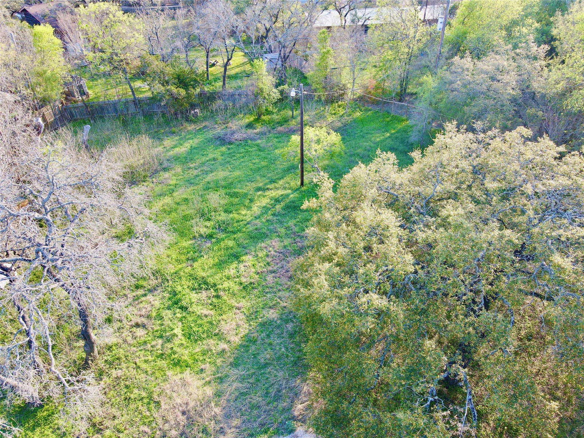 Jonestown, TX 78645,18311 Spring LN