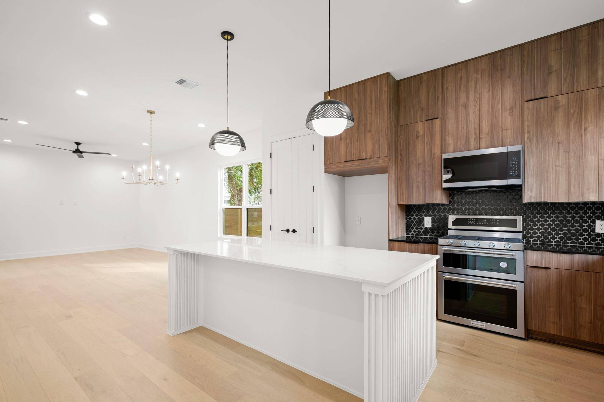 Austin, TX 78702,1402 Cotton ST