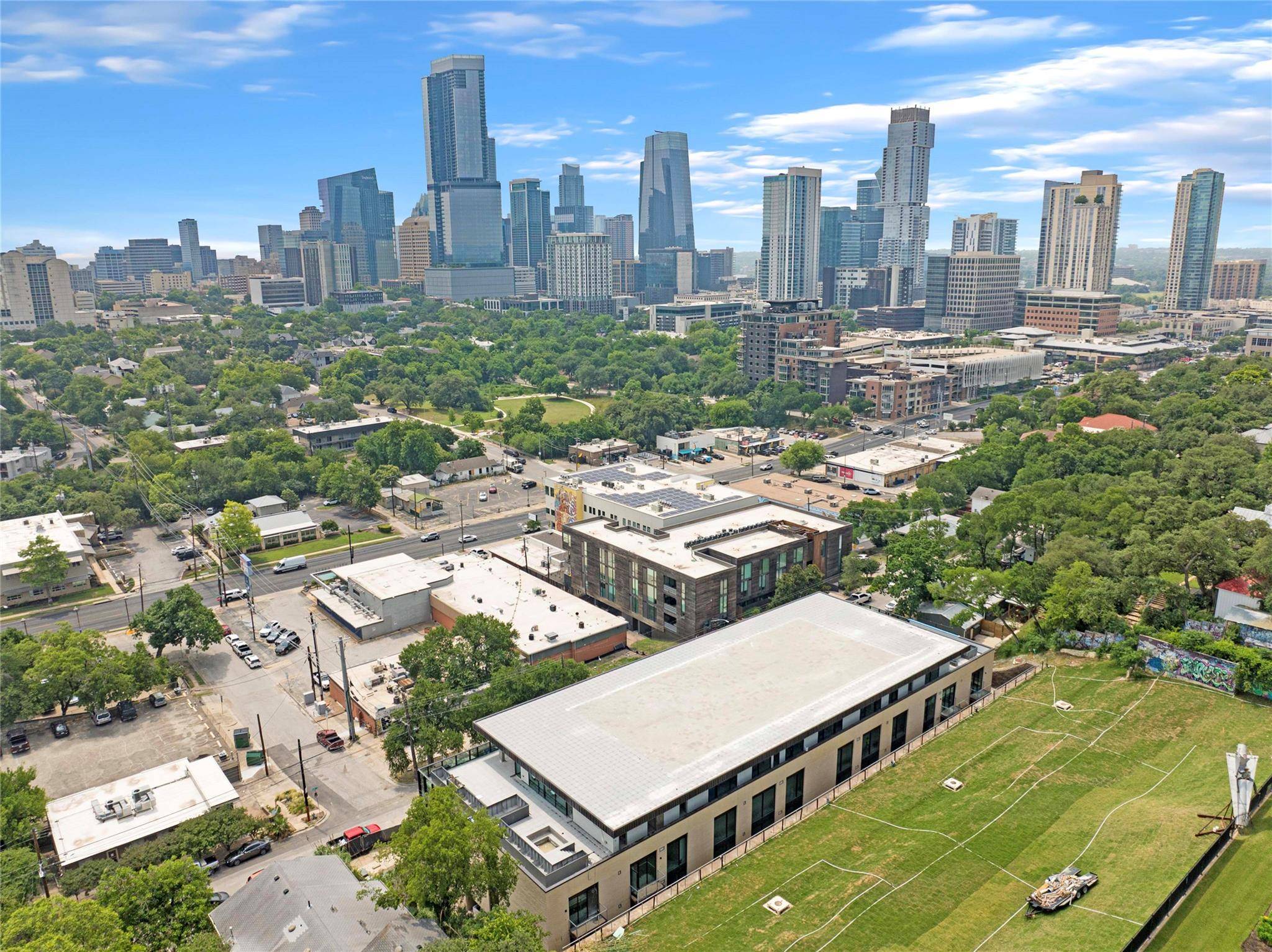 Austin, TX 78703,1006 Baylor ST #204