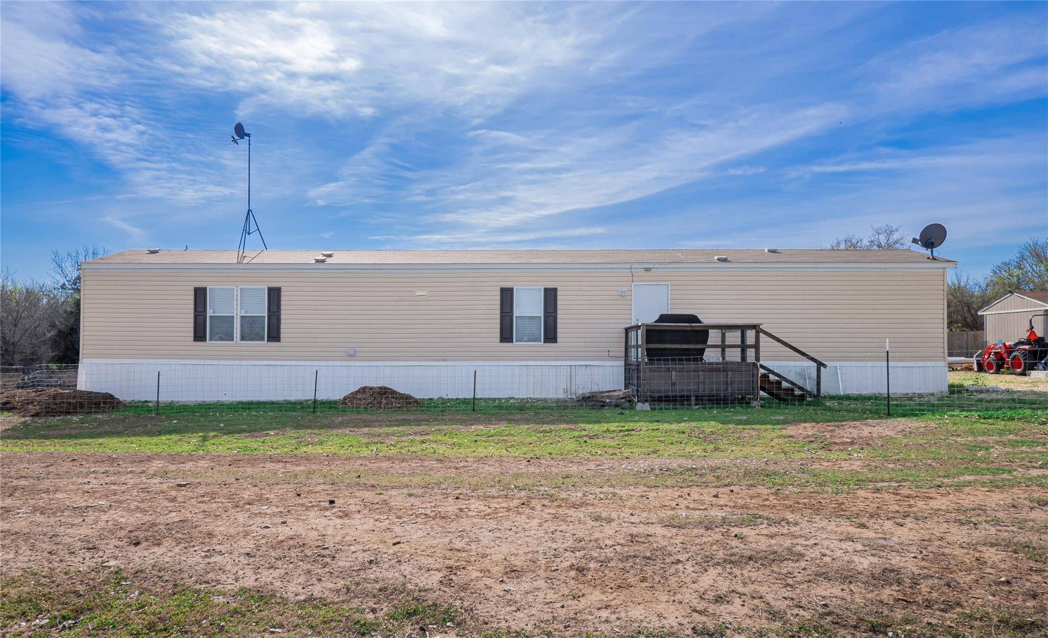 Luling, TX 78648,345 Meridian LN