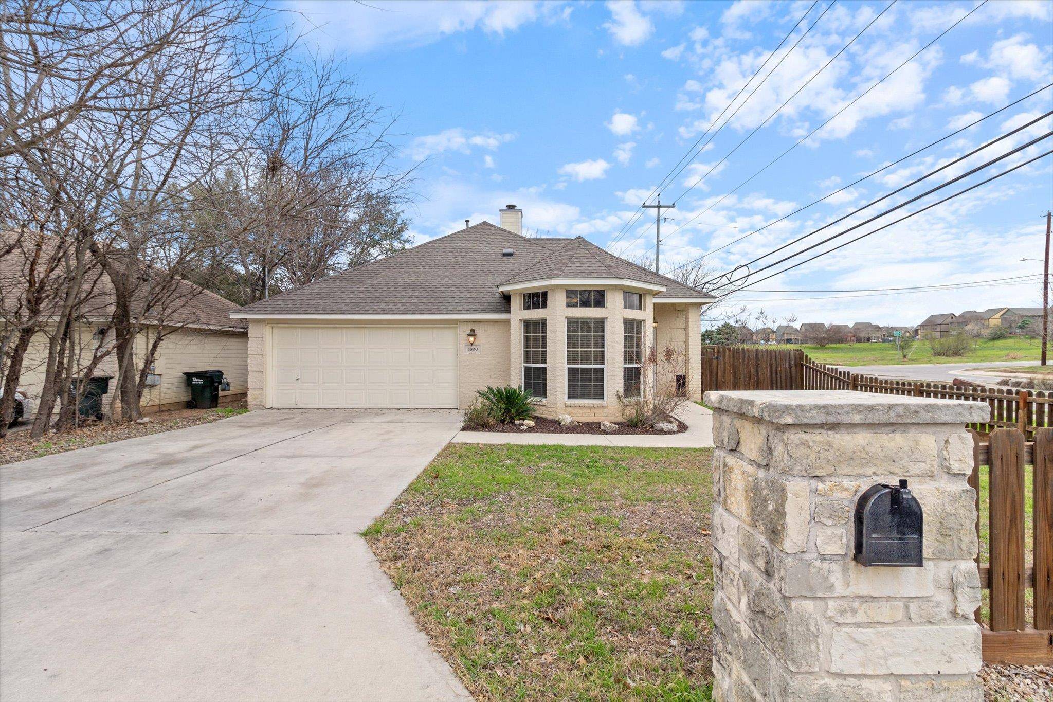 San Marcos, TX 78666,1800 Pearce CT