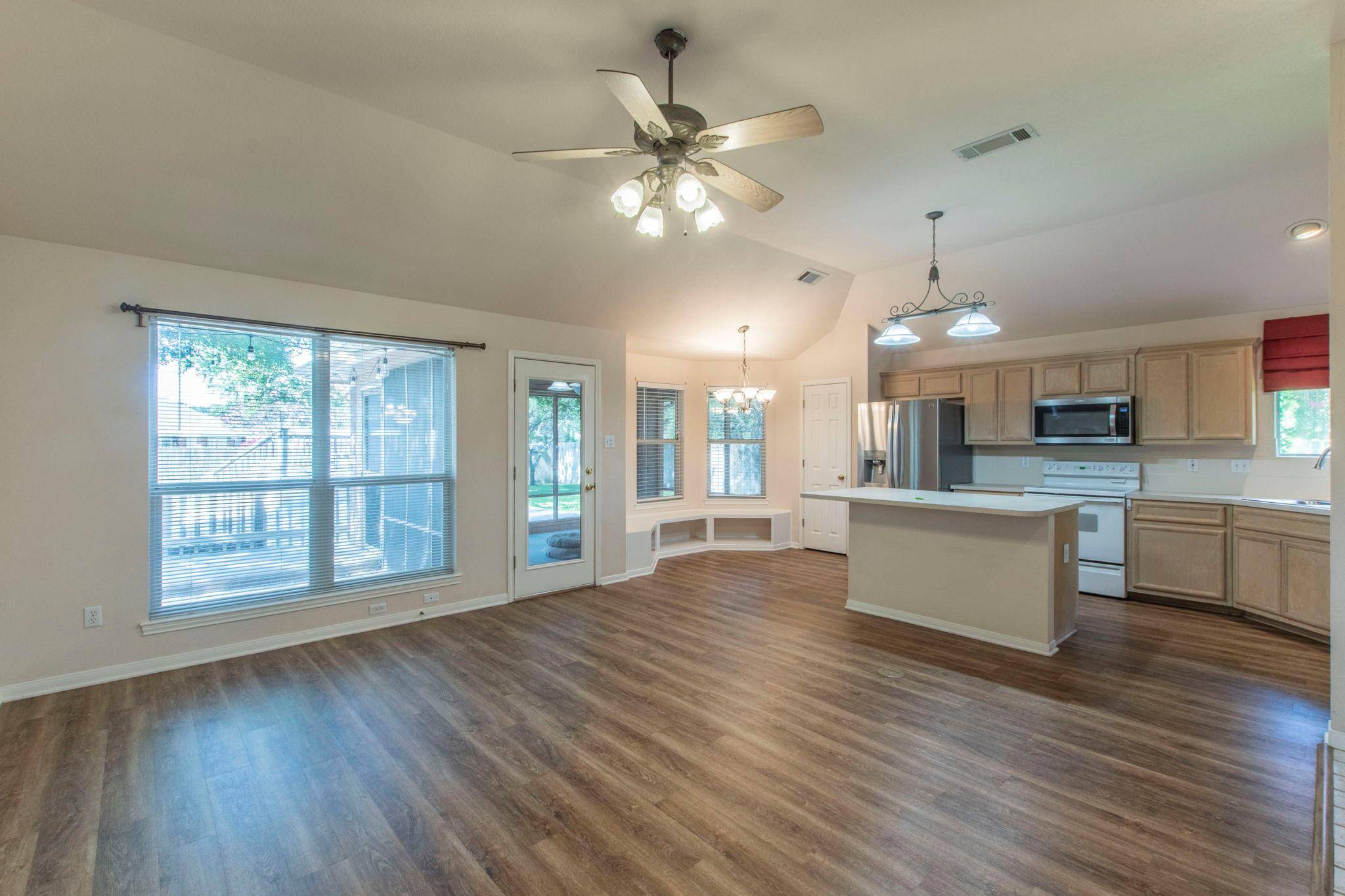Nolanville, TX 76559,104 Jesse James DR