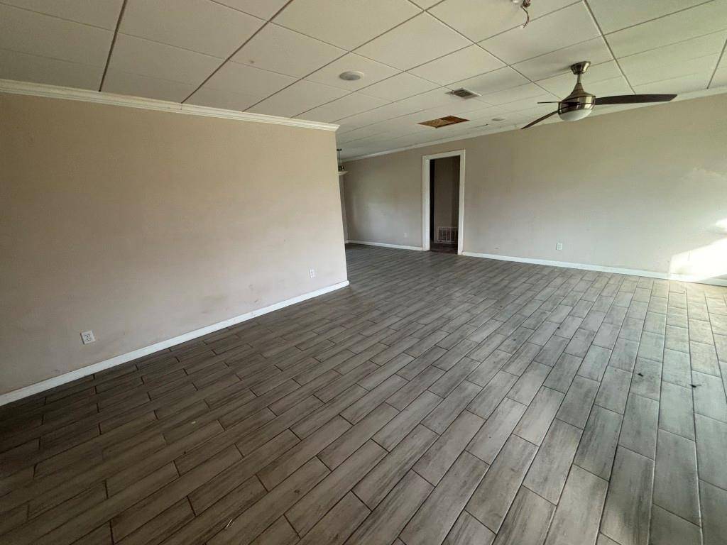Bartlett, TX 76511,1008 W Pietzsch ST