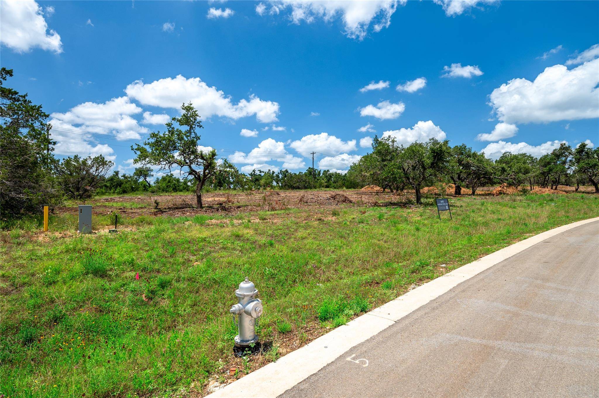 Austin, TX 78738,6413 Madrone Tree LN