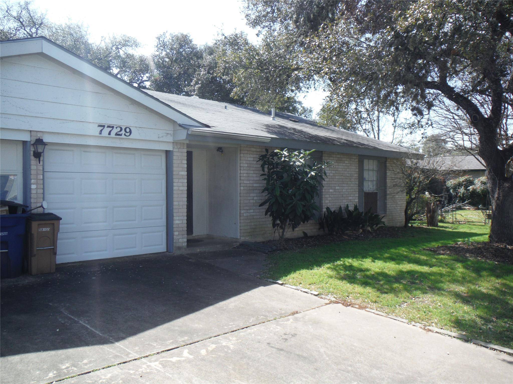 Austin, TX 78749,7729 Croftwood DR