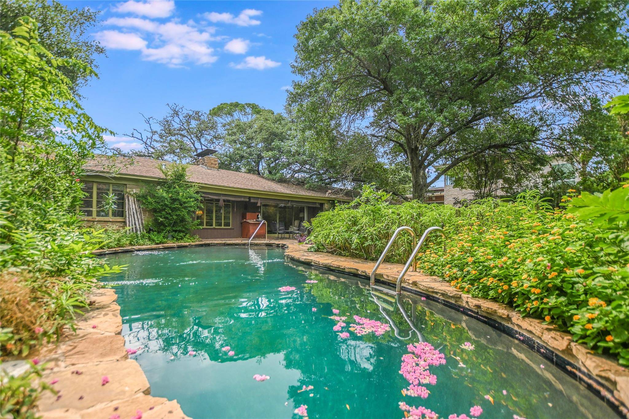 Austin, TX 78756,5424 Shoal Creek BLVD