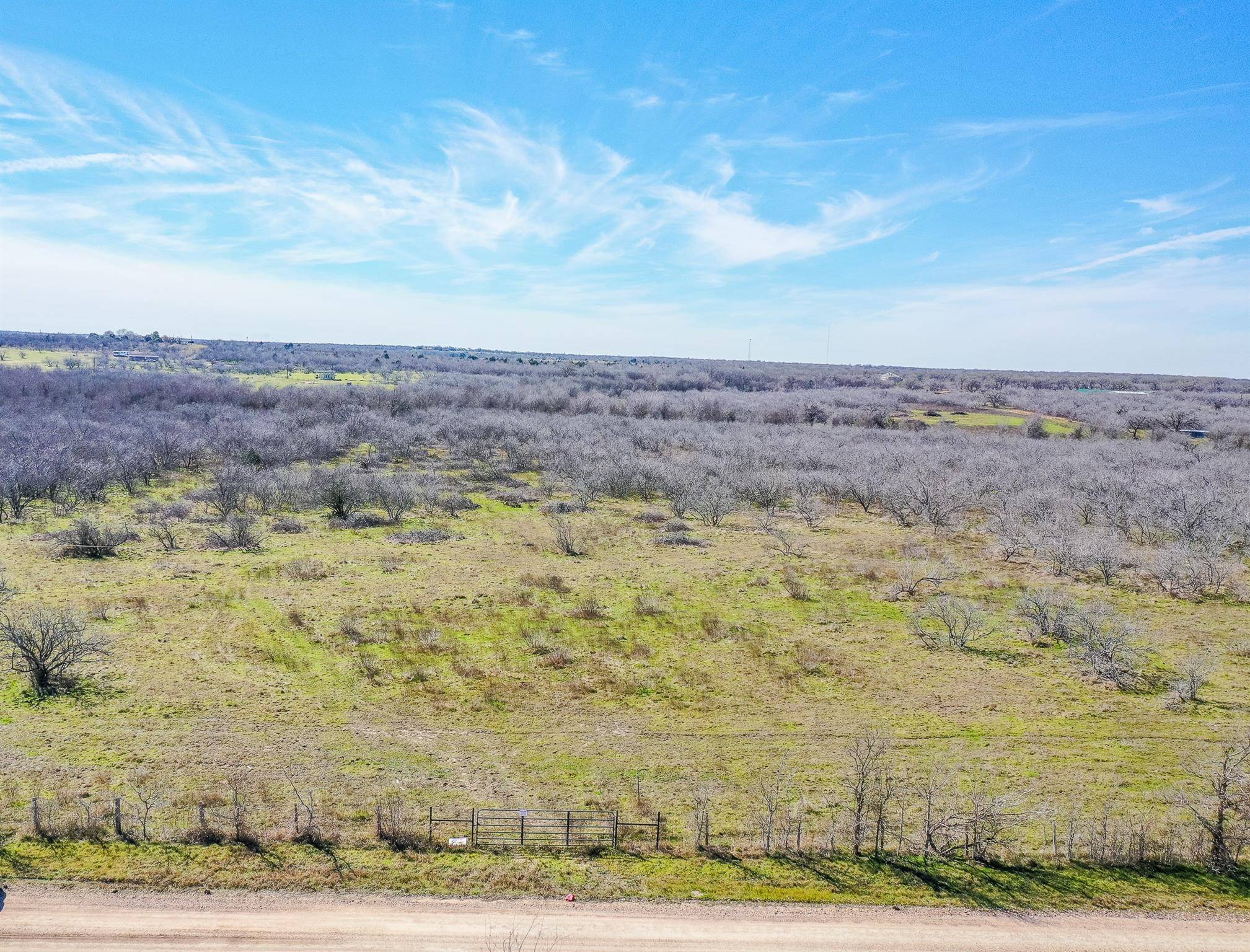 Waelder, TX 78959,000 County Rd 450 lot 5