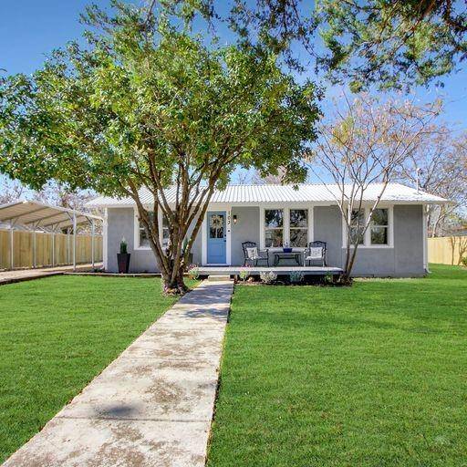 Johnson City, TX 78636,103 N Avenue J