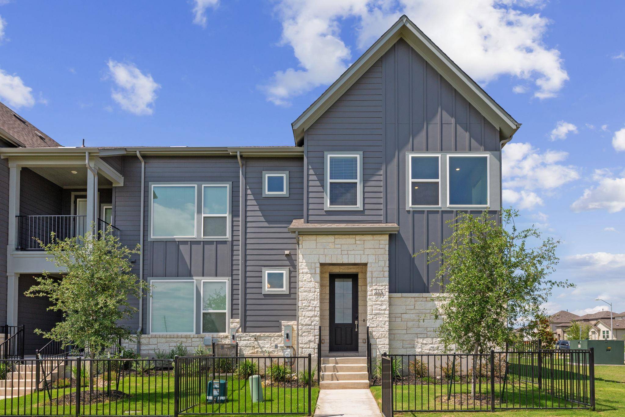 Hutto, TX 78634,213 Flowers Ave