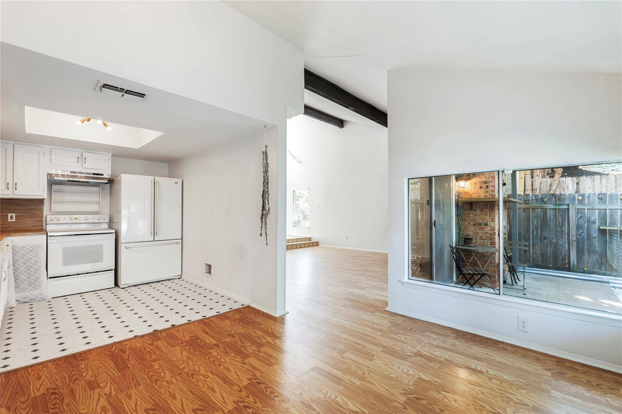 Austin, TX 78752,7208 Coronado CIR