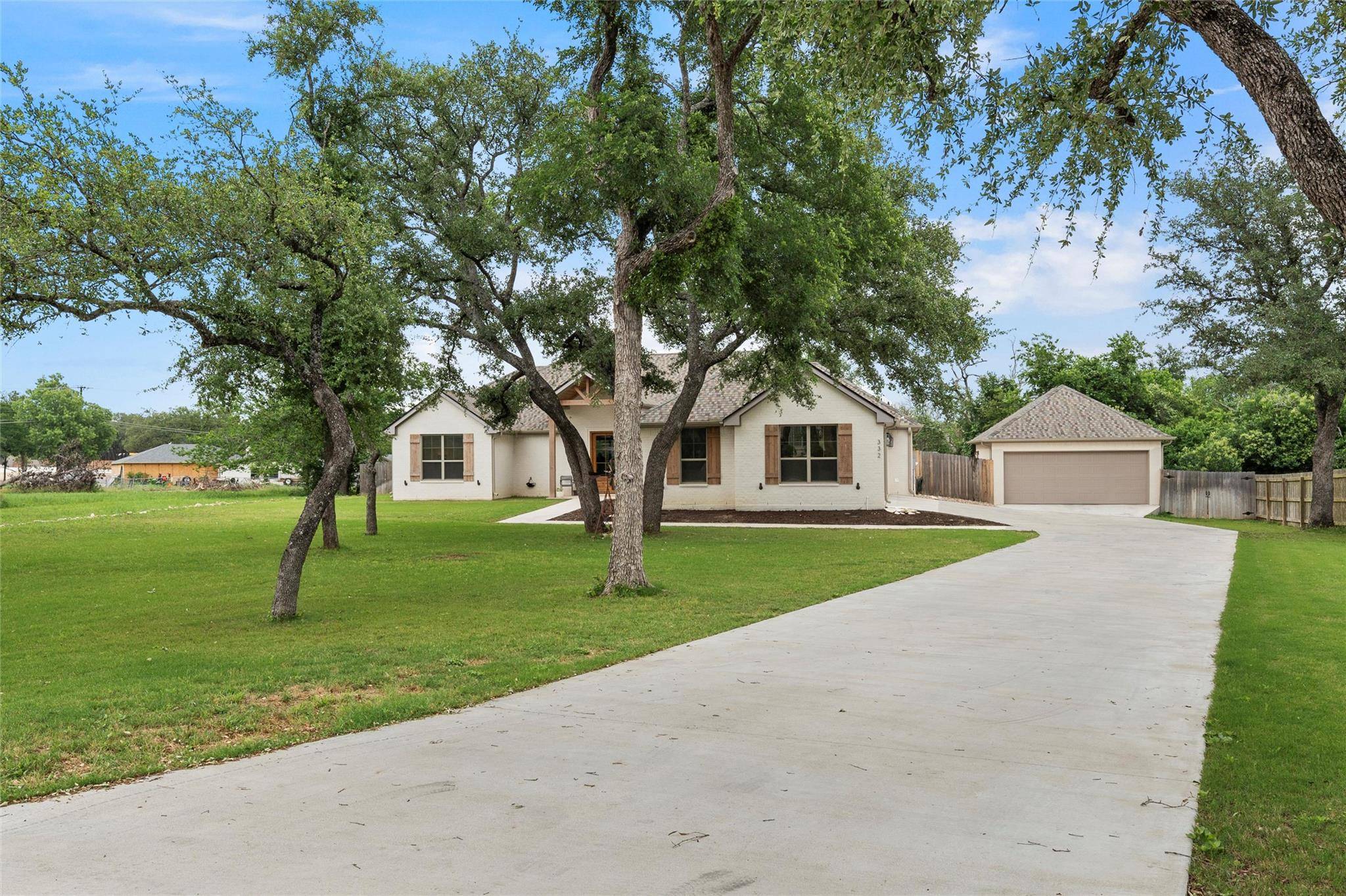 Belton, TX 76513,332 Claremont DR