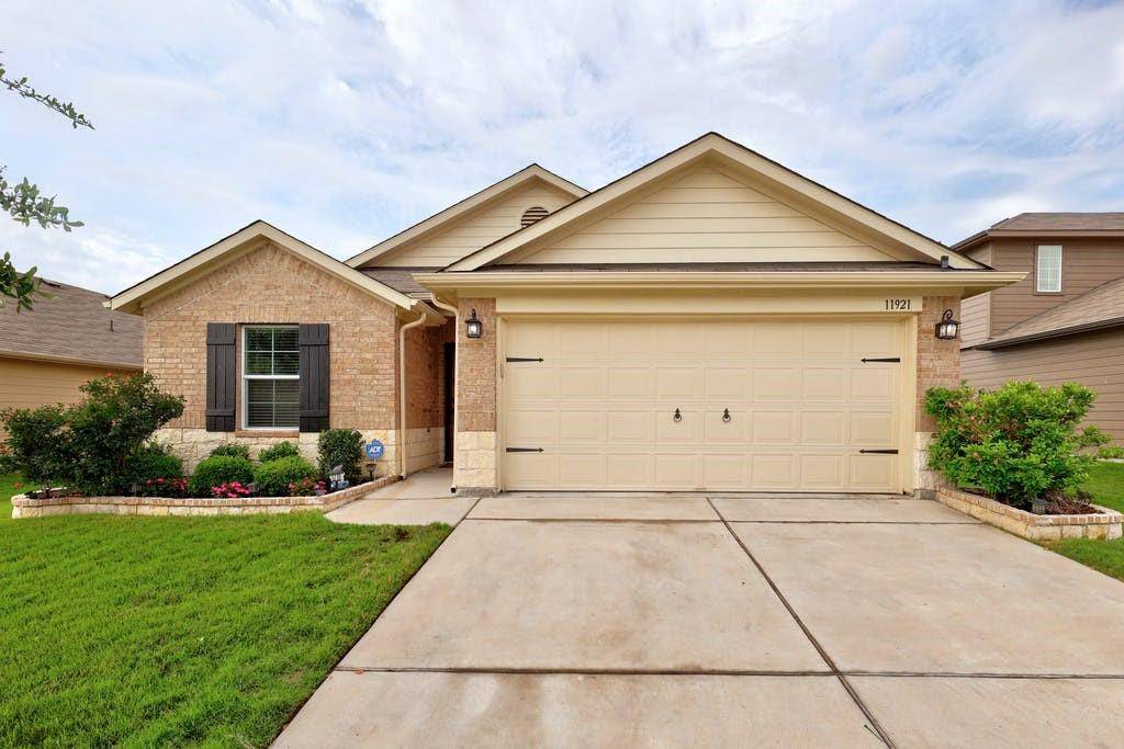 Manor, TX 78653,11921 Jamie DR