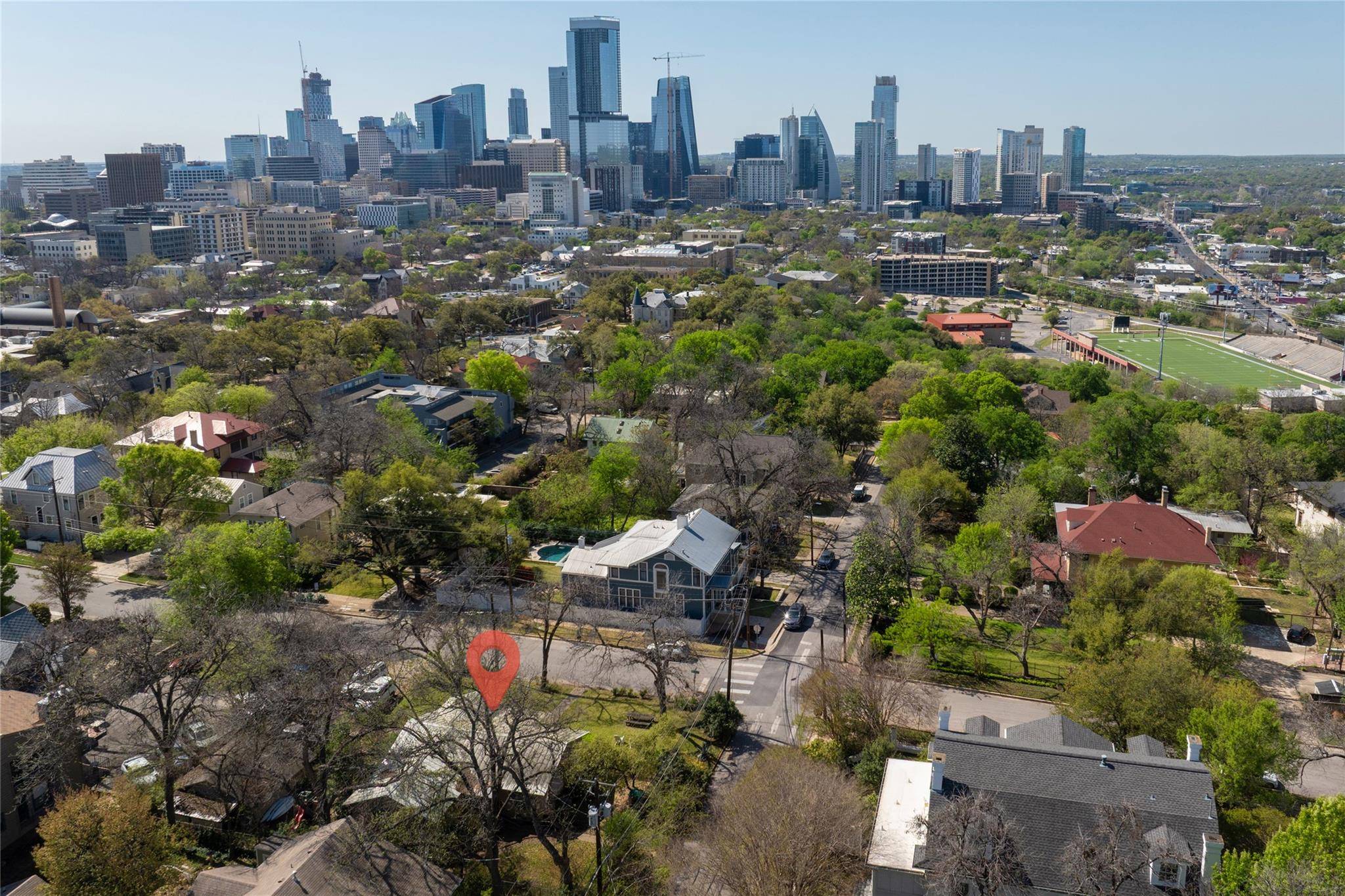 Austin, TX 78701,808 W 17TH ST