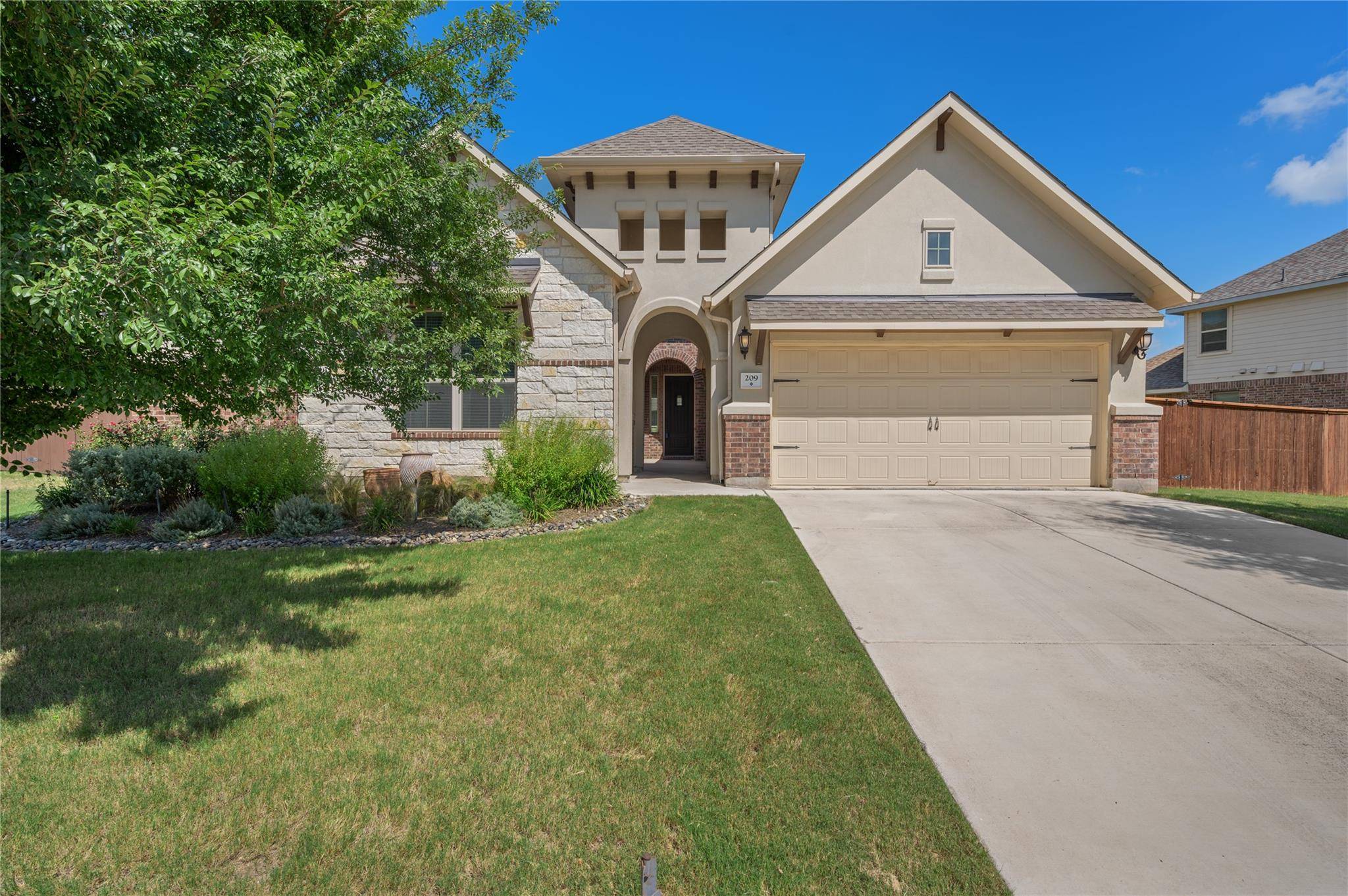 Liberty Hill, TX 78642,209 Miracle Rose WAY