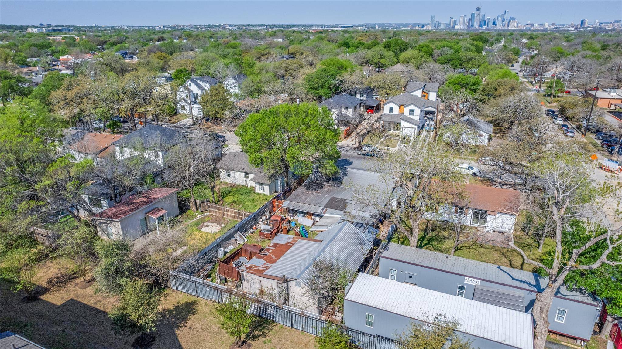 Austin, TX 78741,703 Valdez ST