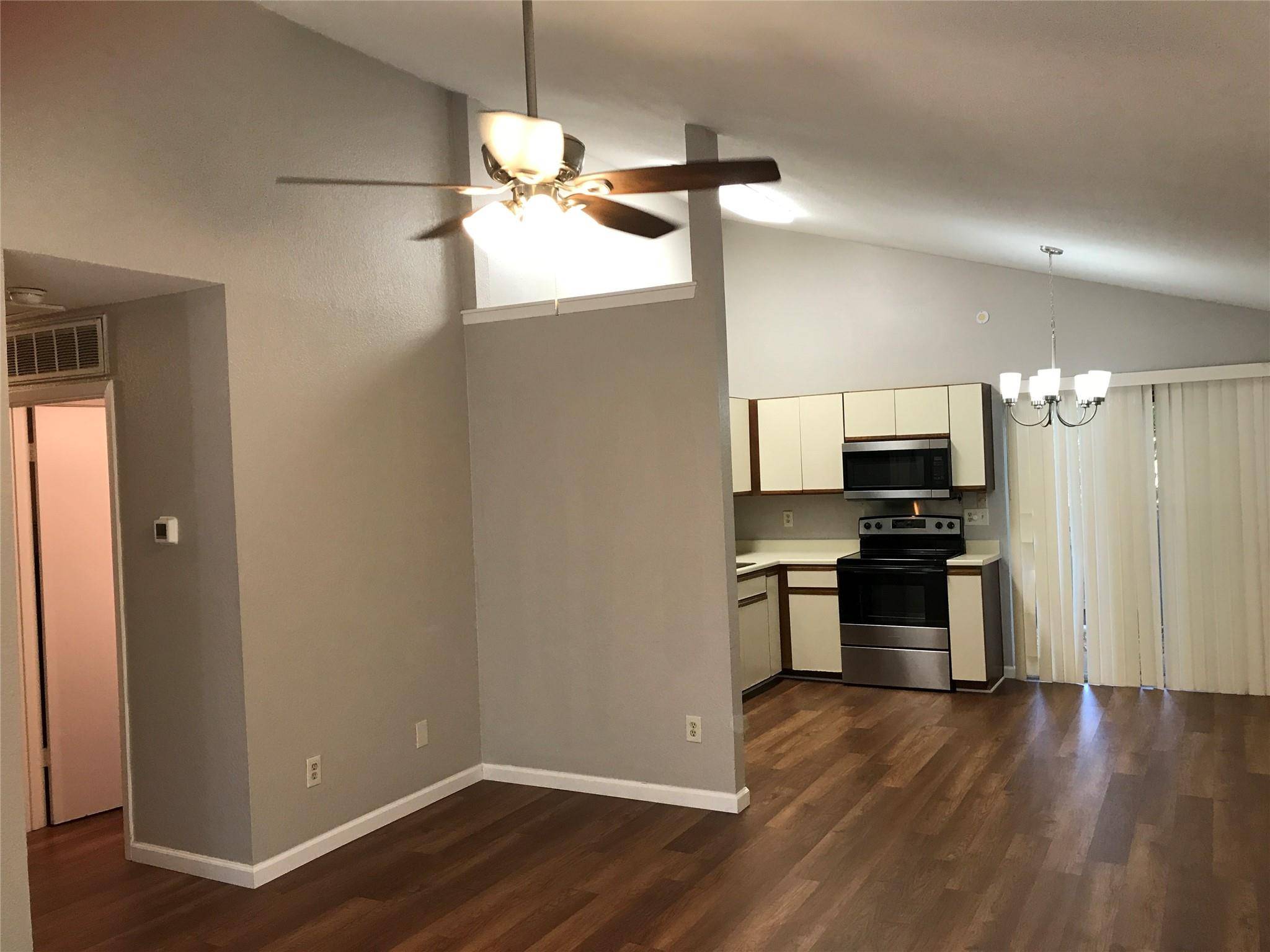 Austin, TX 78753,1015 E Yager LN #87