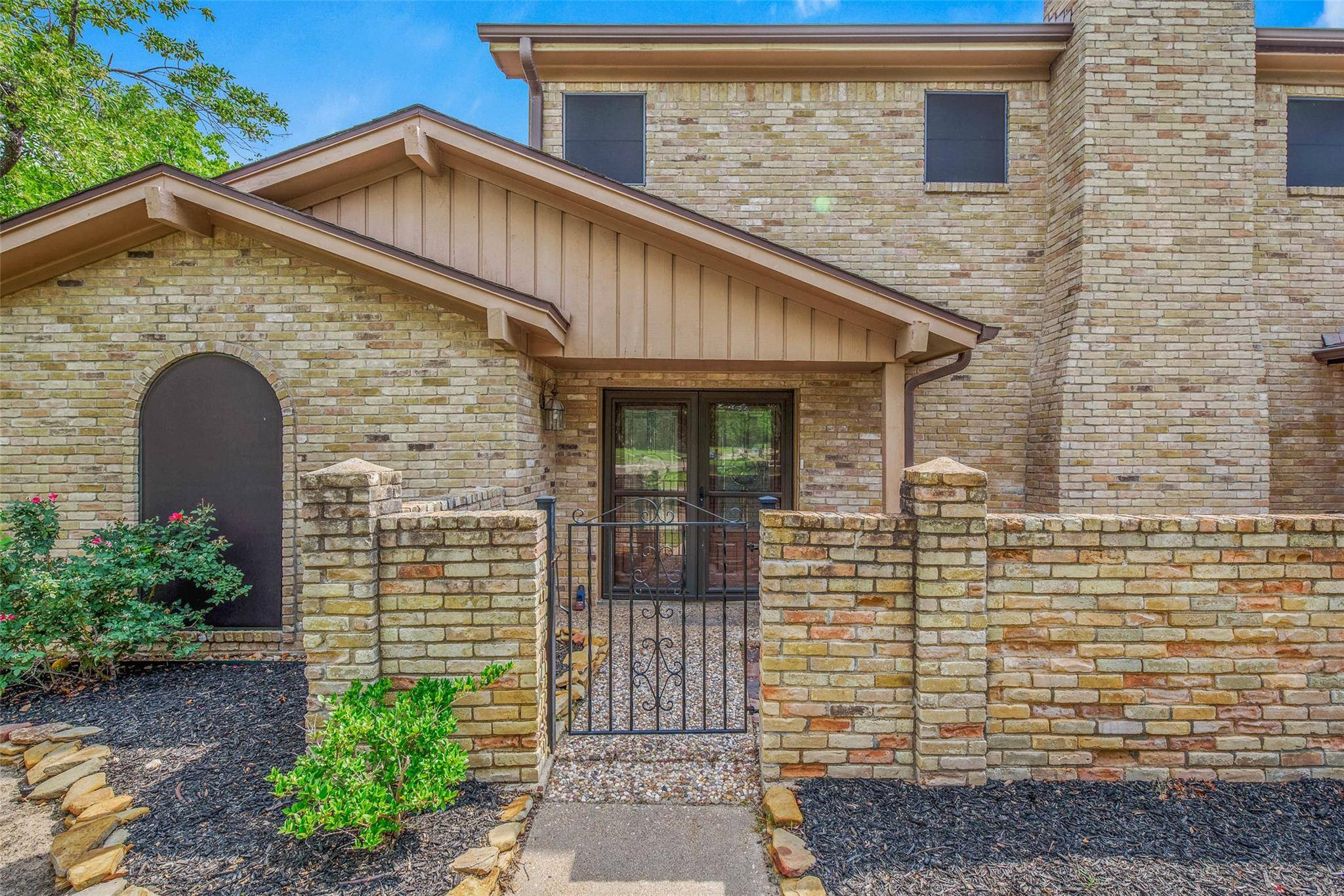 Bryan, TX 77802,3001 Rustling Oaks DR
