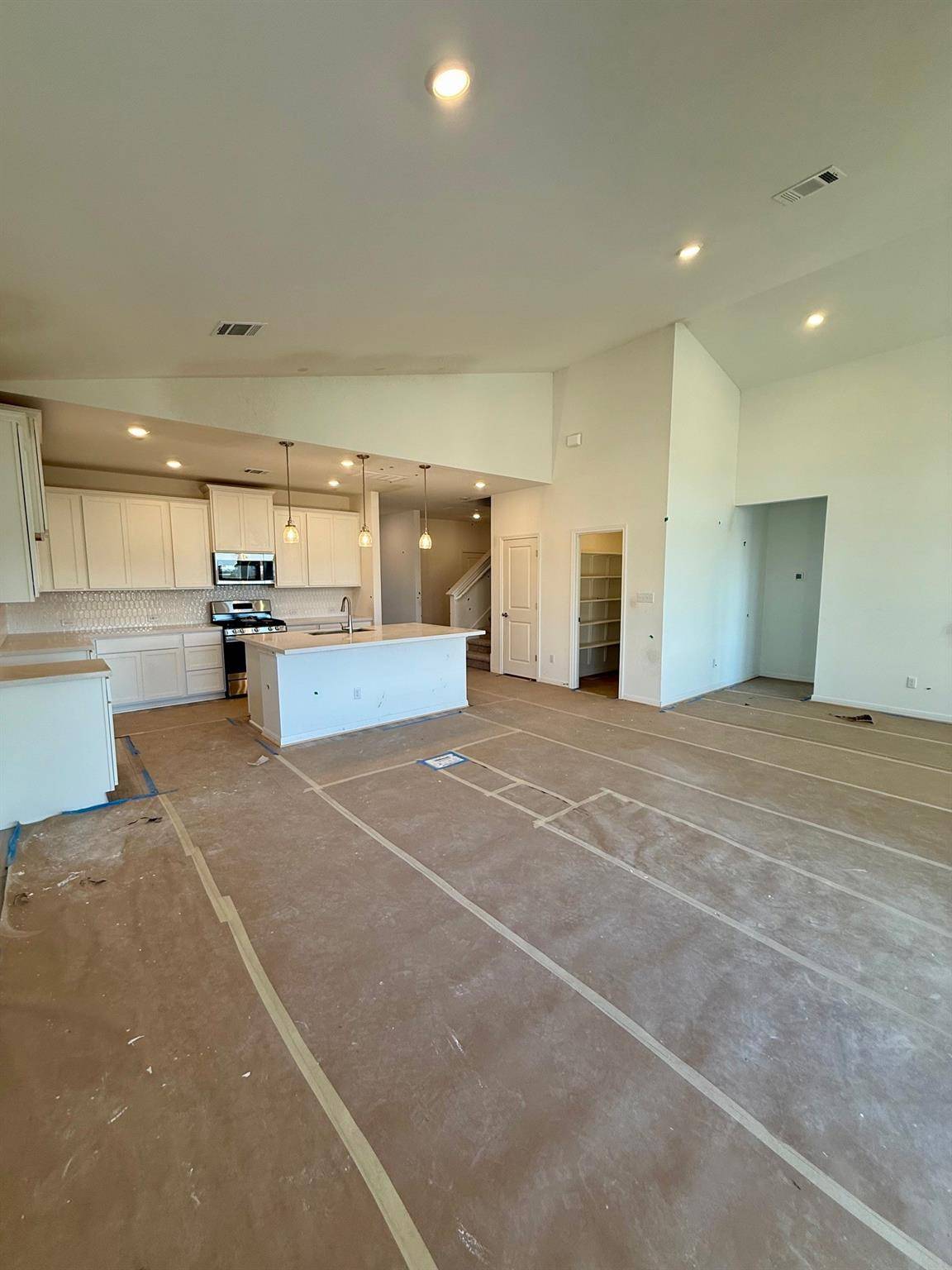 Buda, TX 78610,6814 Rounded Pebble LN