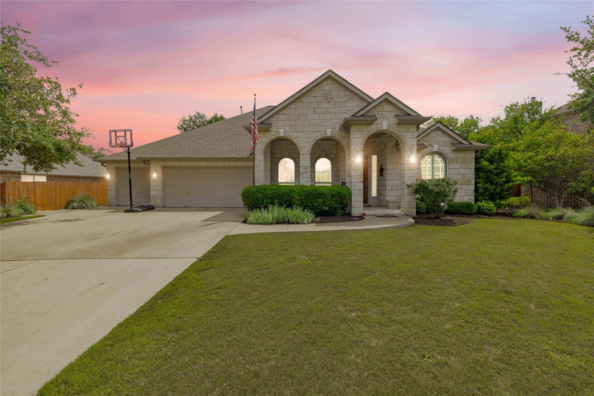 Round Rock, TX 78681,3705 Lagoona DR