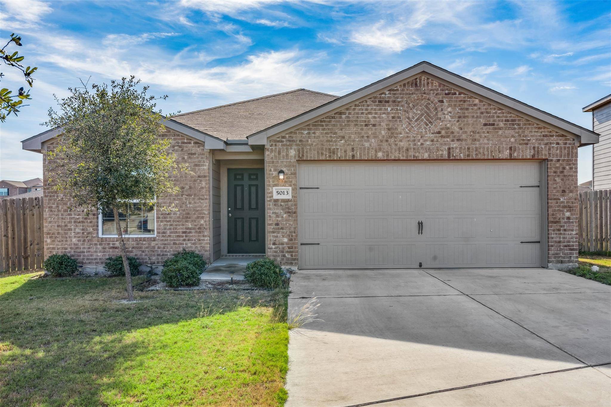 Jarrell, TX 76537,5013 Cressler LN #27G