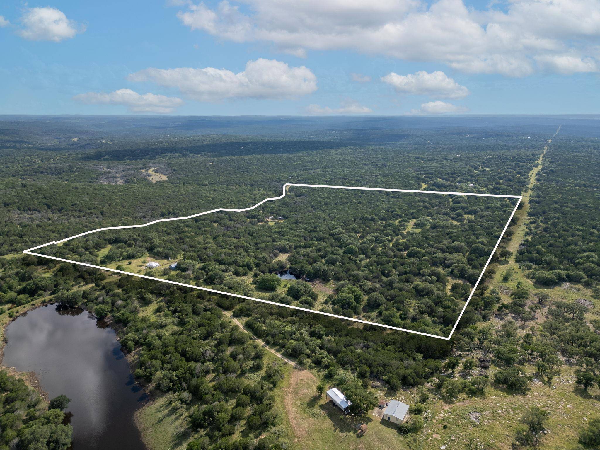 Lampasas, TX 76550,1595 Skyridge RD