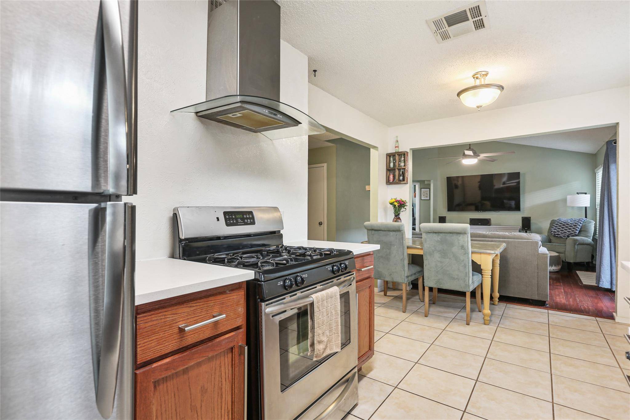 Austin, TX 78758,12320 Cedarspur RD