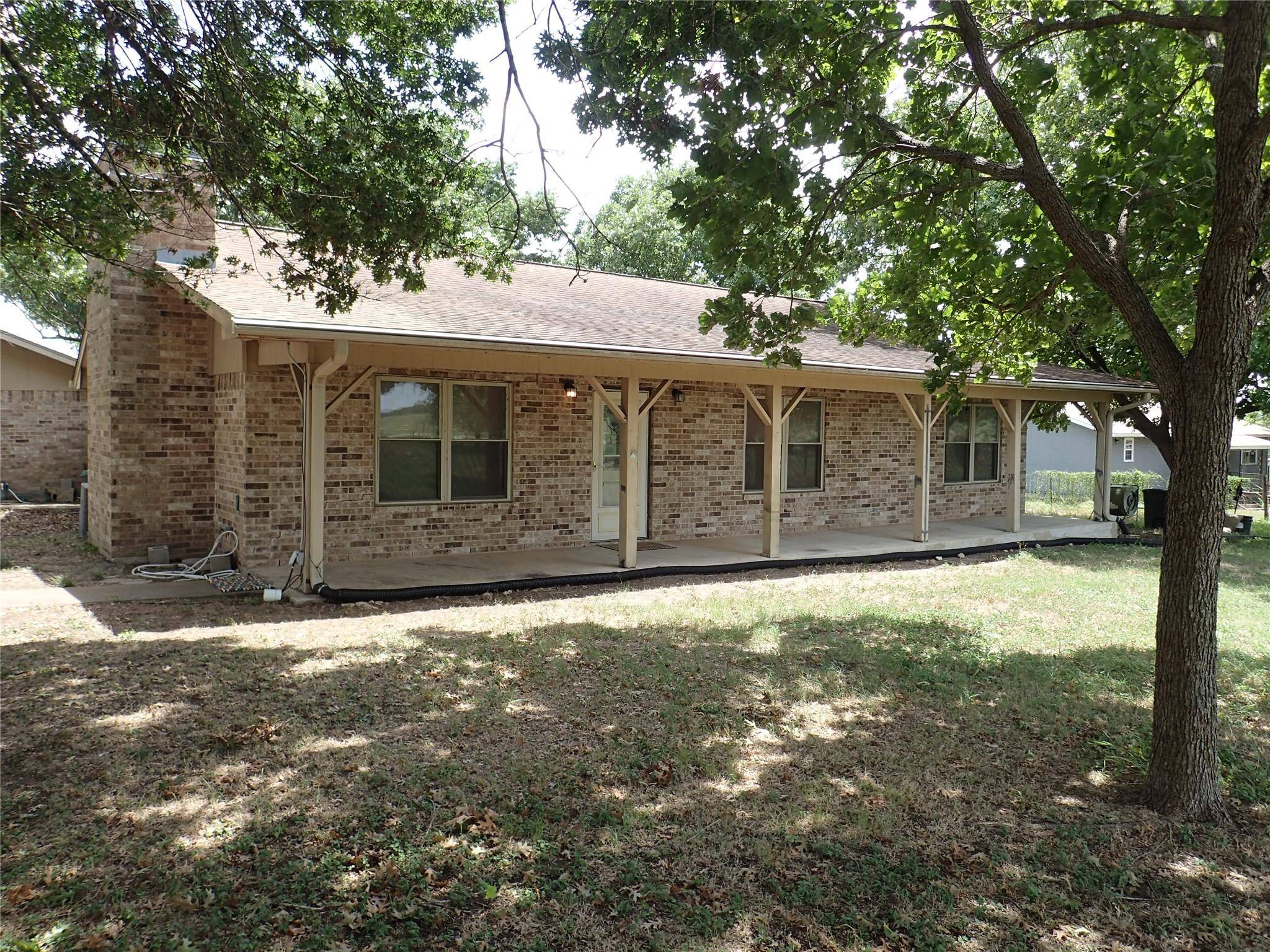 Lockhart, TX 78644,951 Rolling Ridge RD