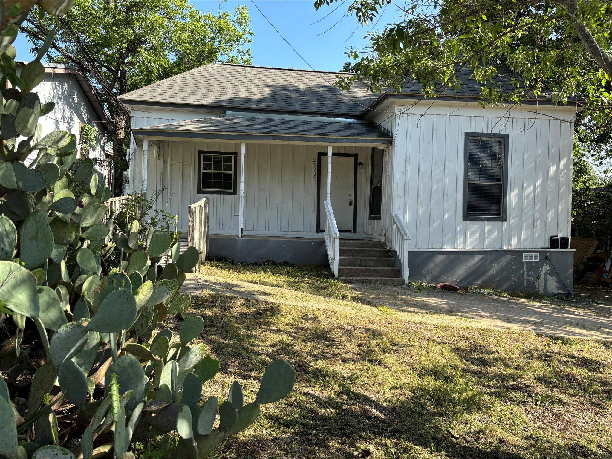 Austin, TX 78702,2105 E 12th St ST E #A