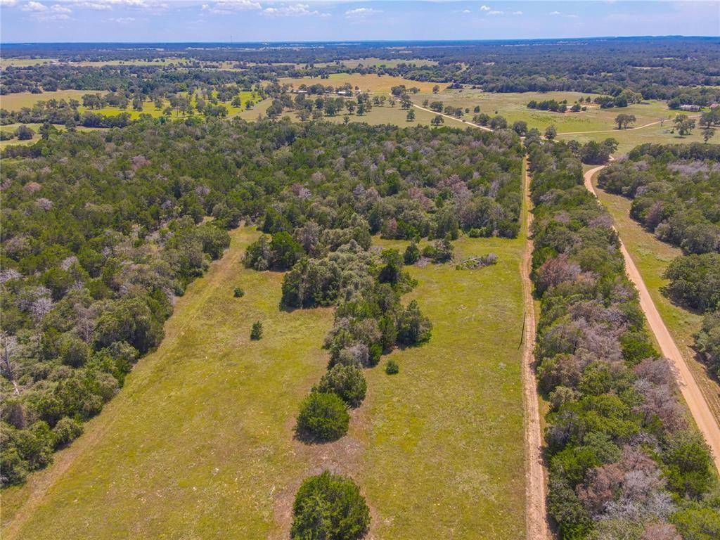 Rosanky, TX 78953,000 Charles Burnes LN