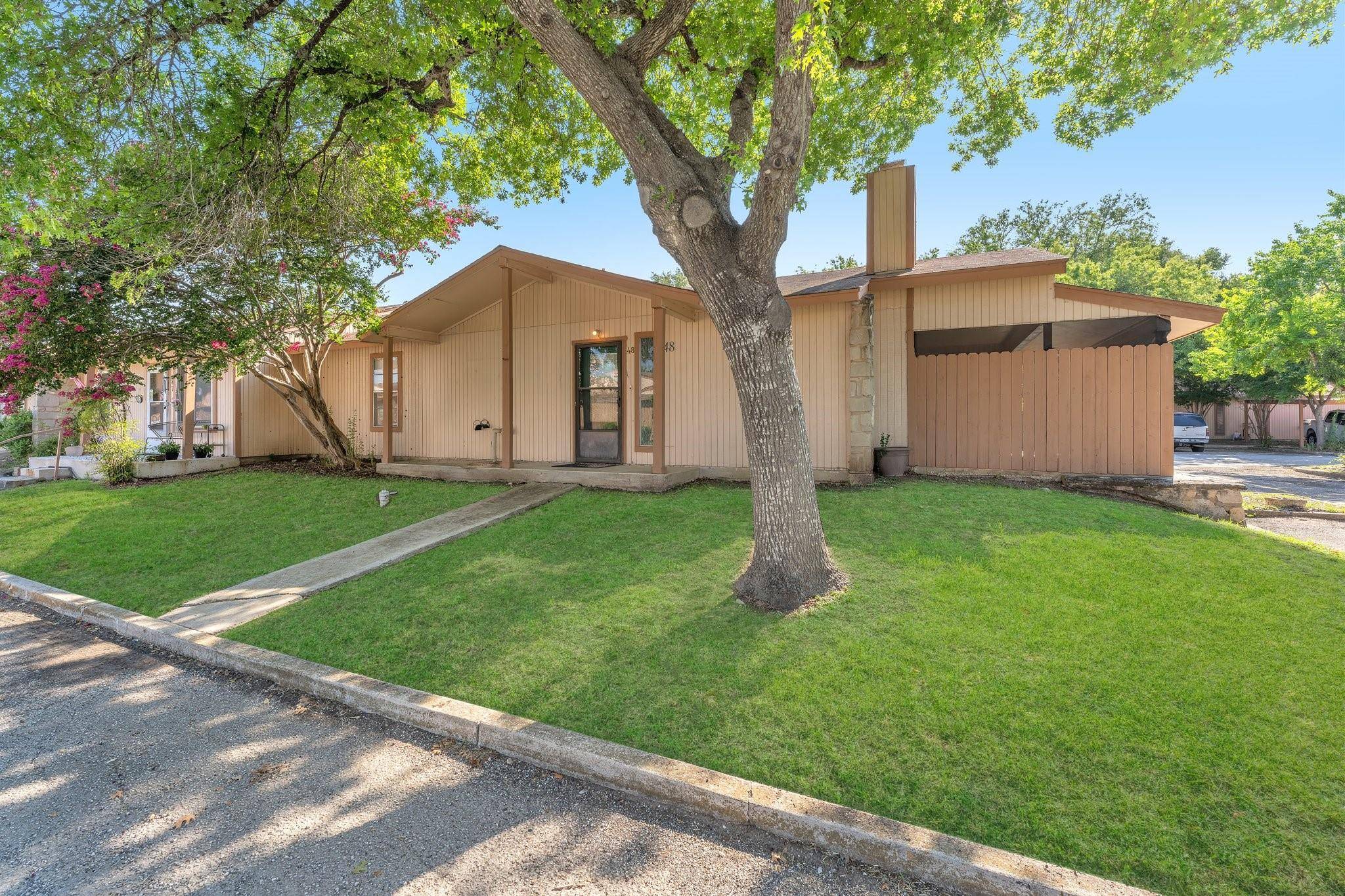 Seguin, TX 78155,1051 Country Club DR #48