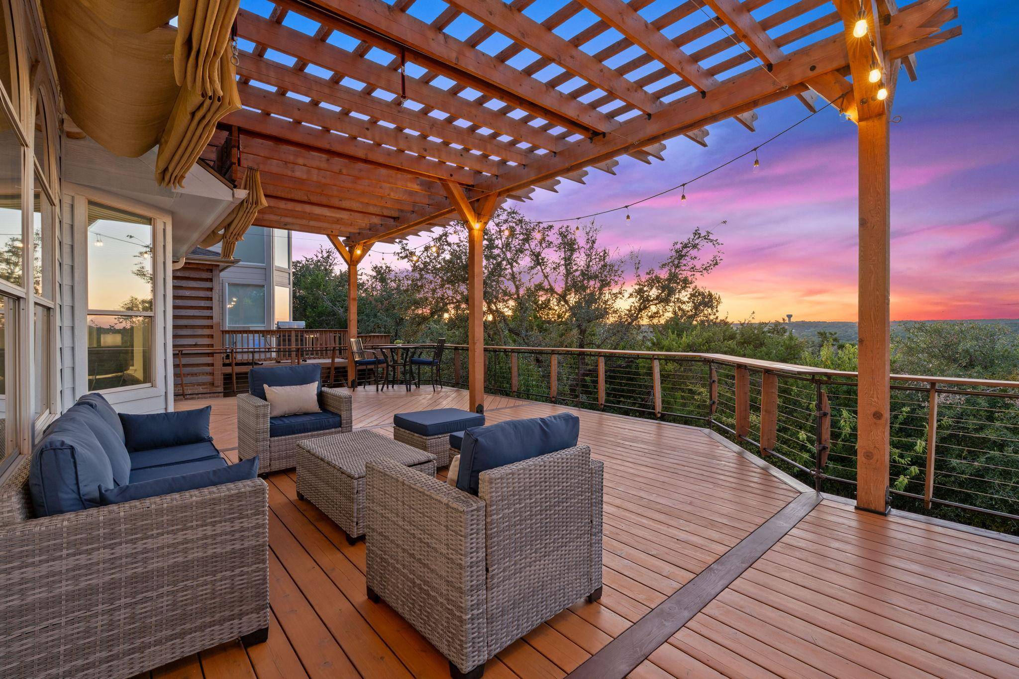 Austin, TX 78736,7324 Covered Bridge DR