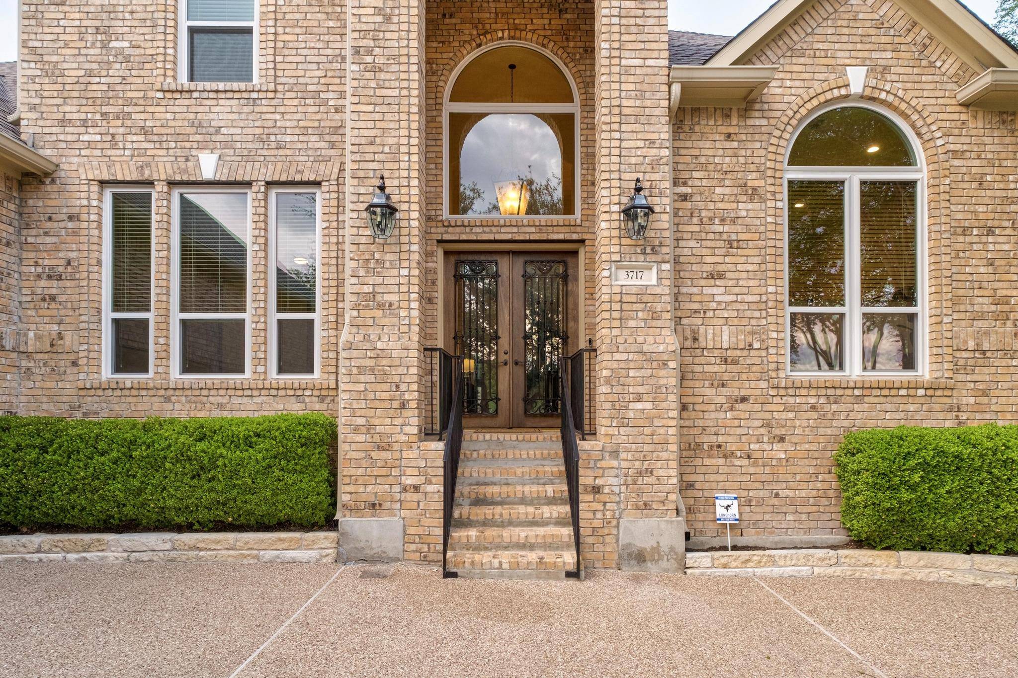 Austin, TX 78732,3717 Portofino CT