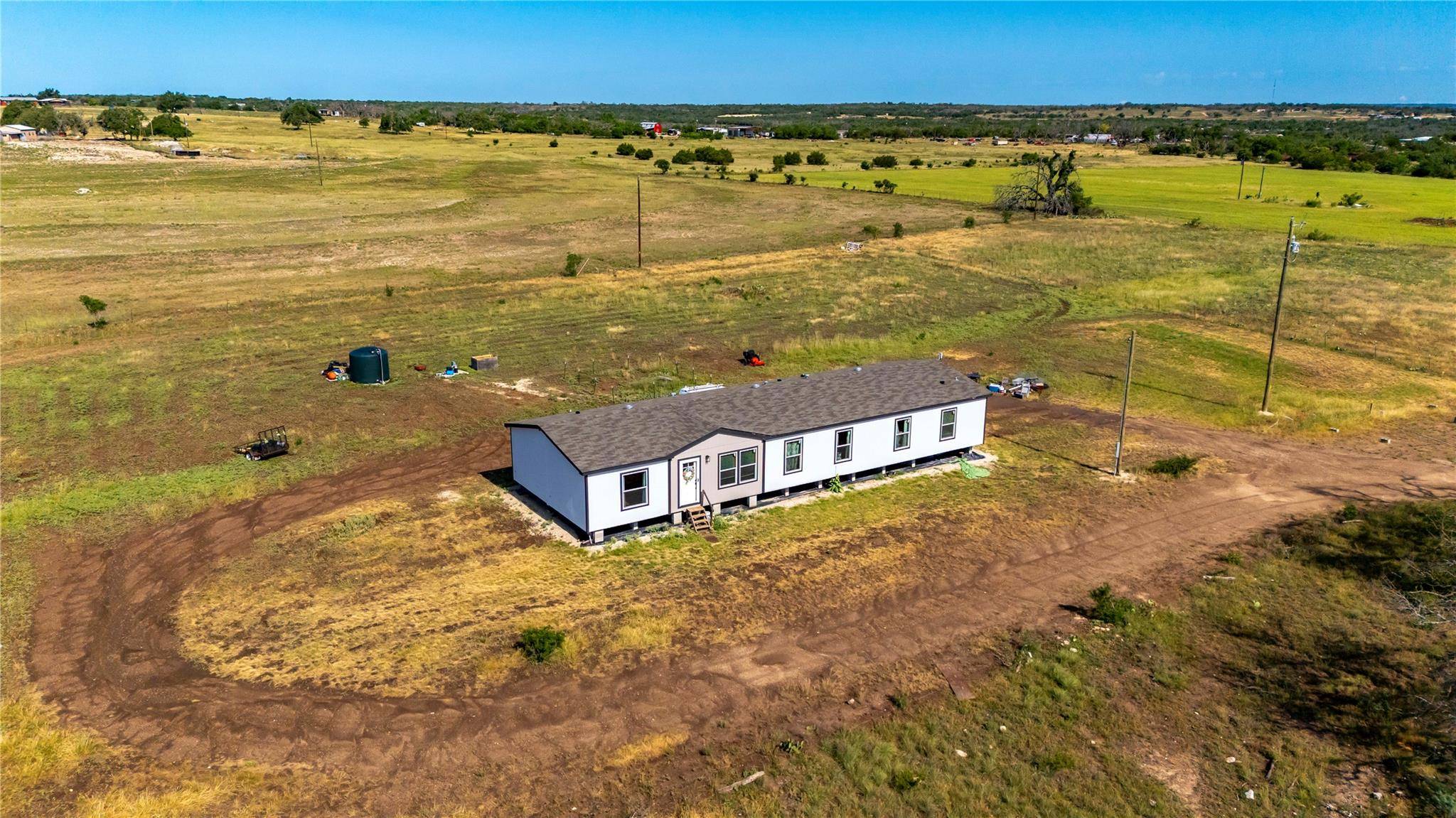 Harper, TX 78631,245 Sky Trail DR