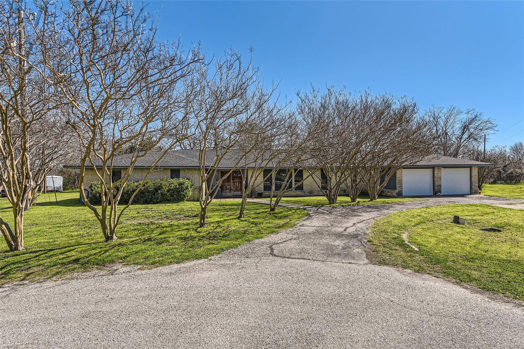 Liberty Hill, TX 78642,208 Kristi LN
