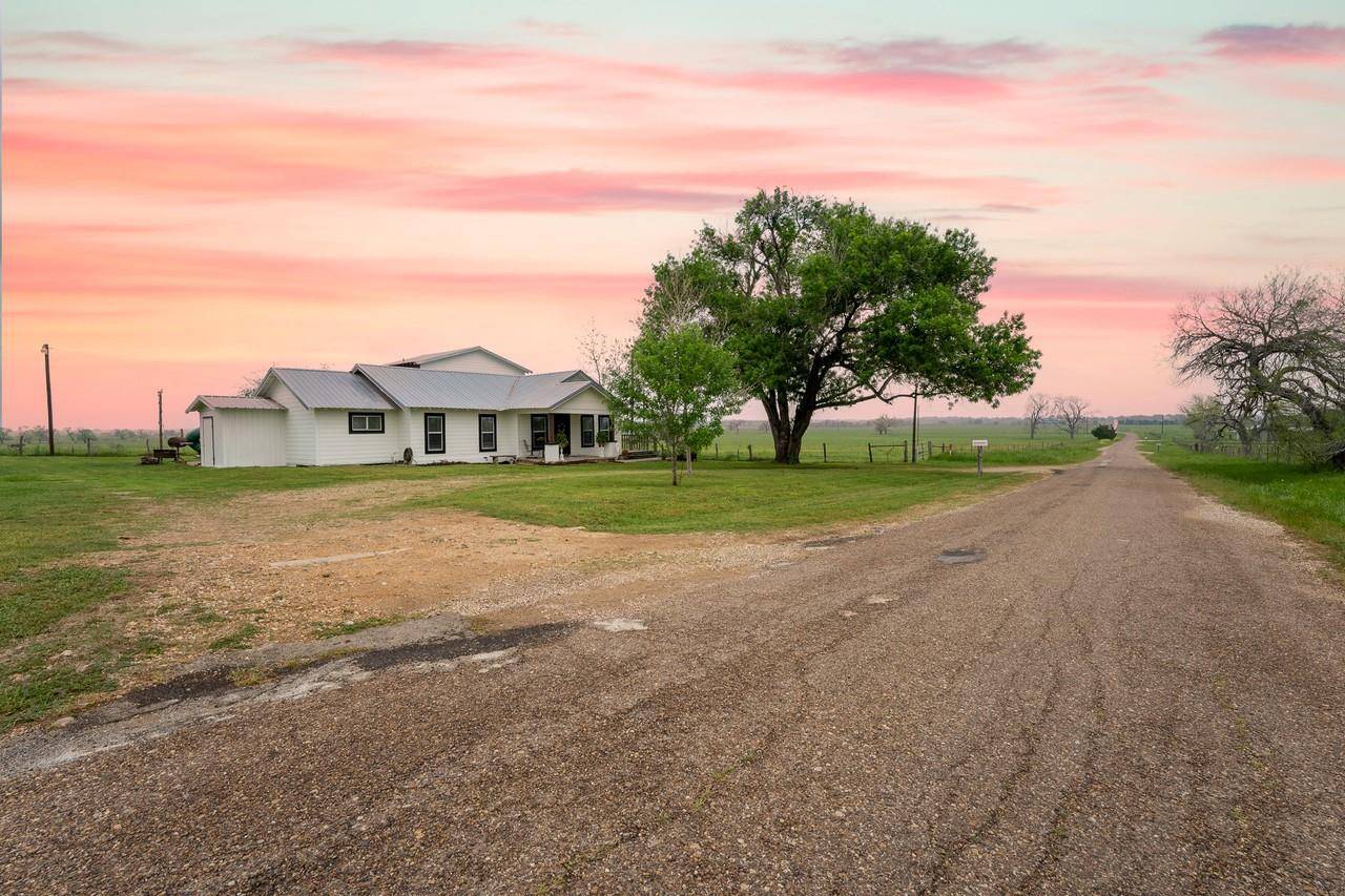 Gonzales, TX 78629,2520 County Road 232