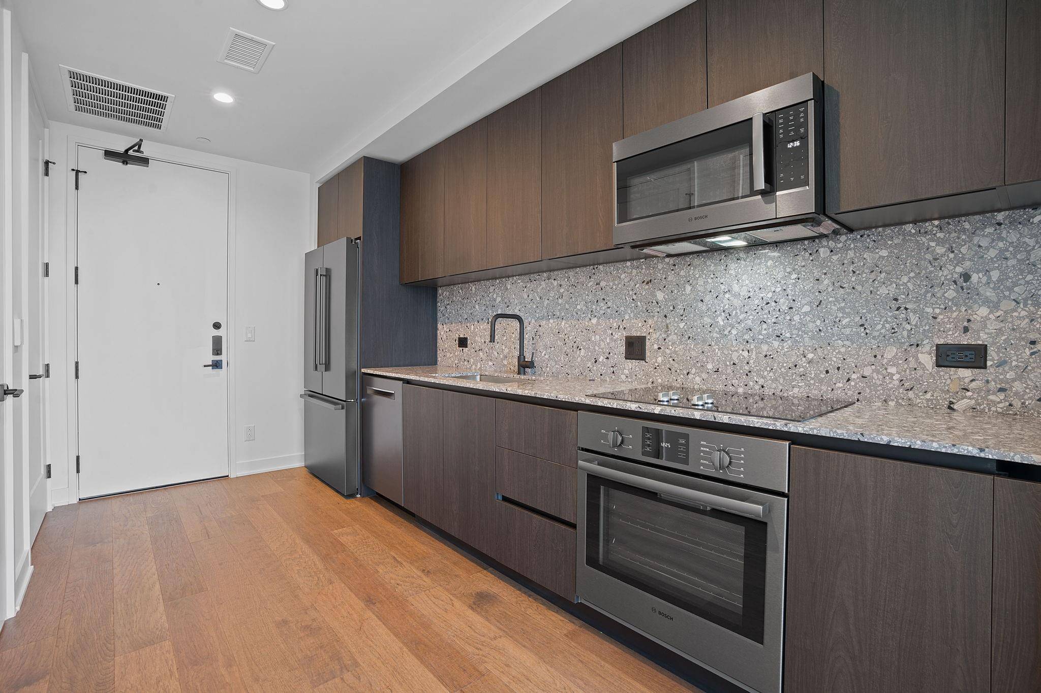 Austin, TX 78701,84 East Ave #2708