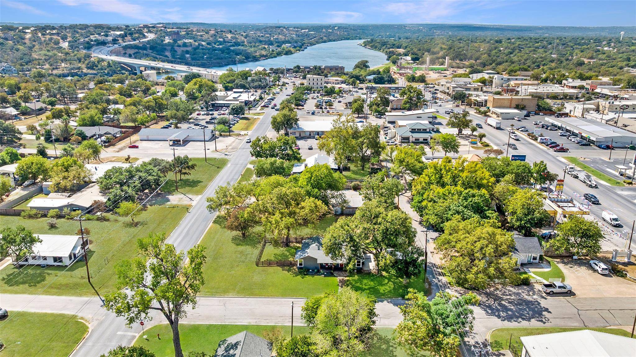 Marble Falls, TX 78654,700 5th ST