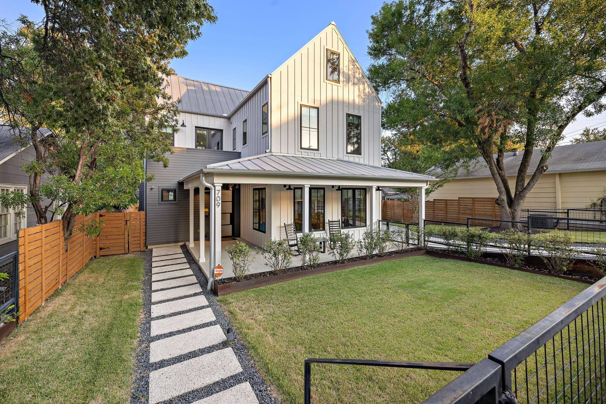 Austin, TX 78704,709 Jessie ST