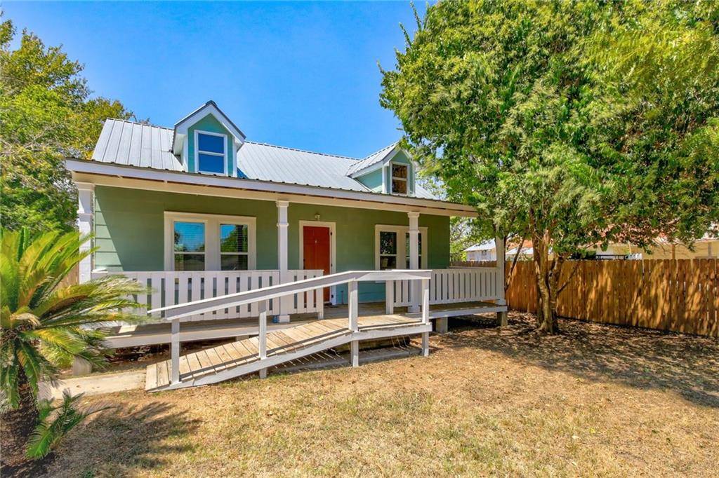 Bastrop, TX 78602,1916 Pecan ST