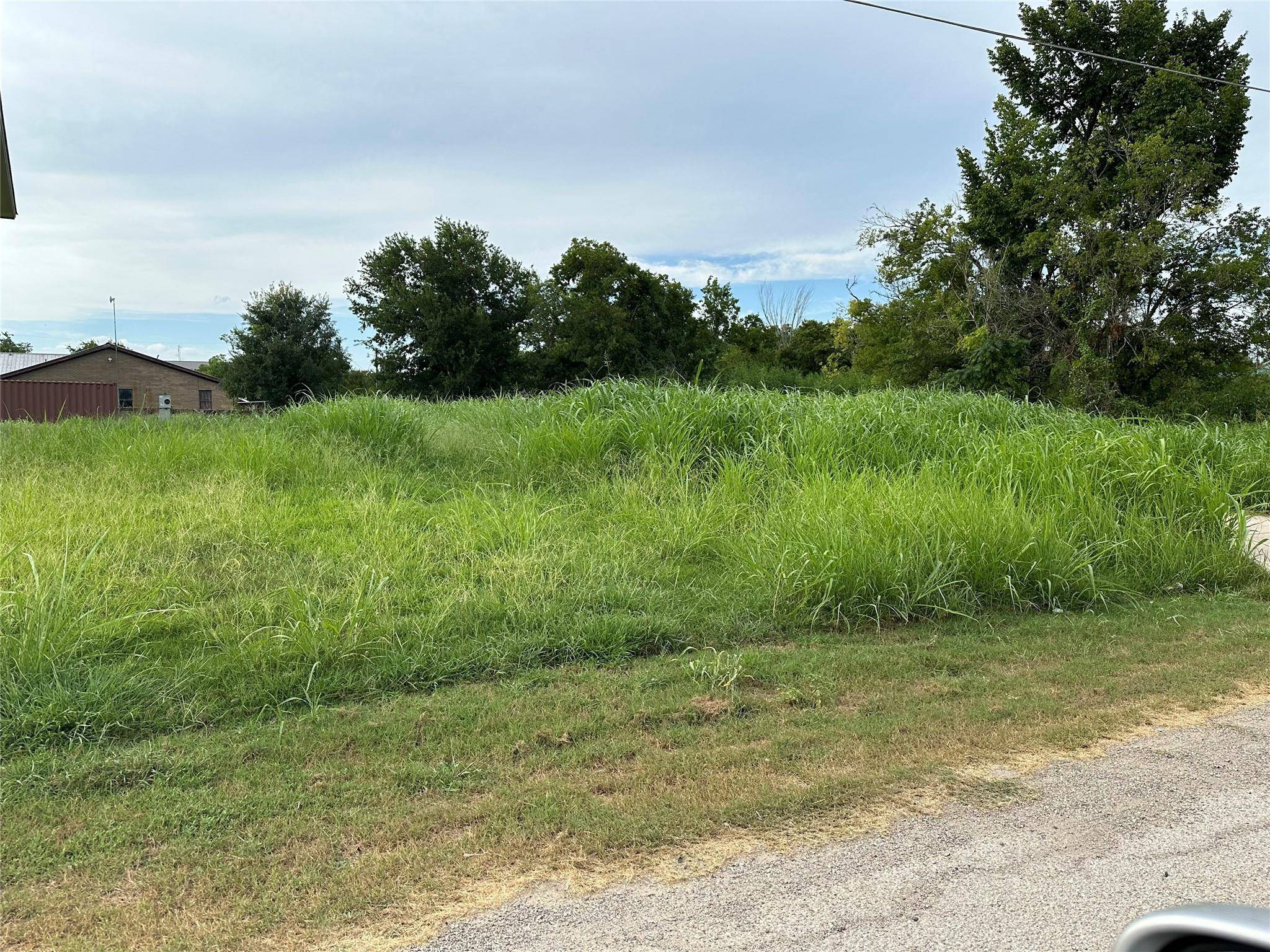 Rockdale, TX 76567,213 4th ST