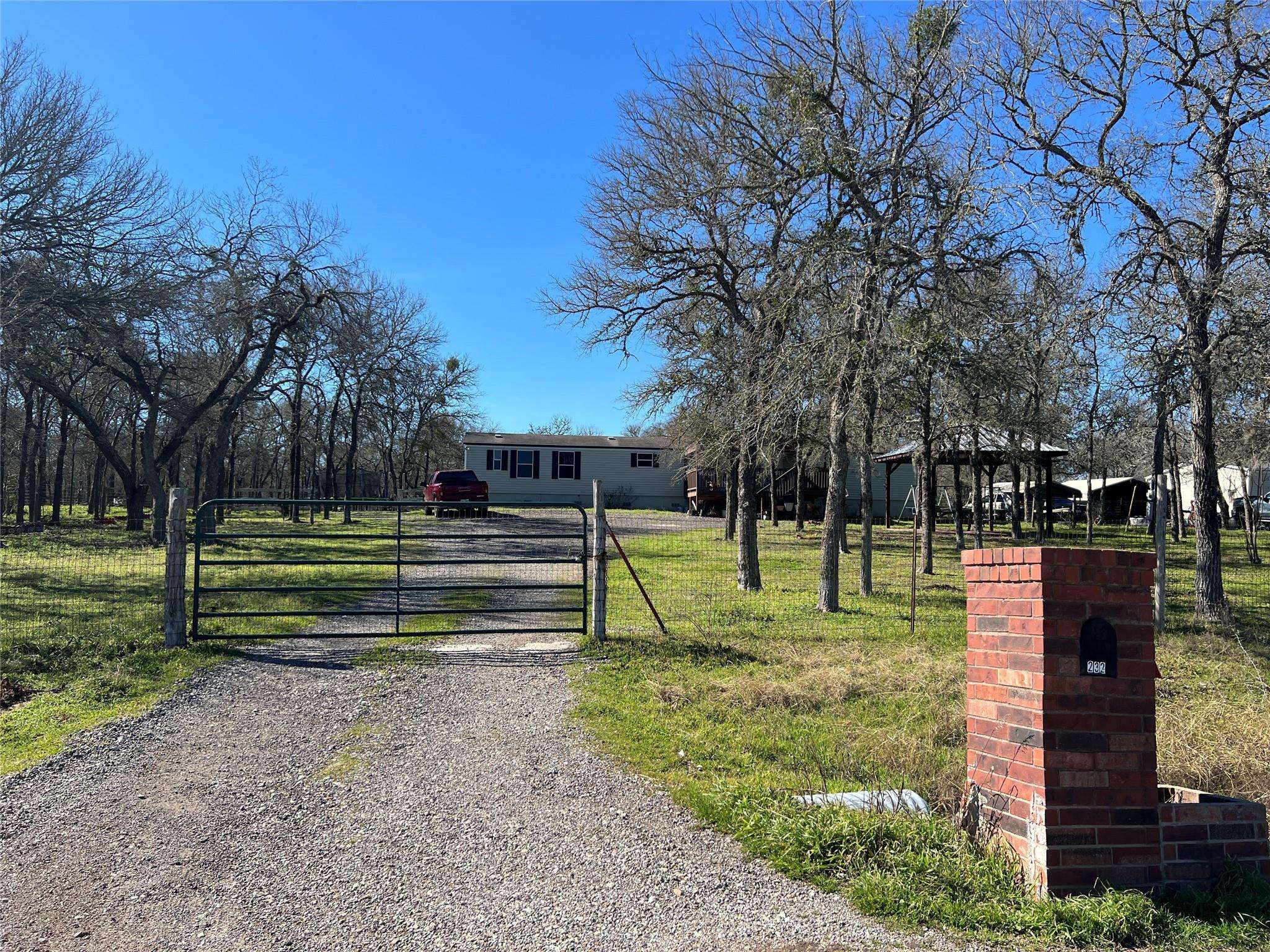 Dale, TX 78616,232 Oak Arbor TRL