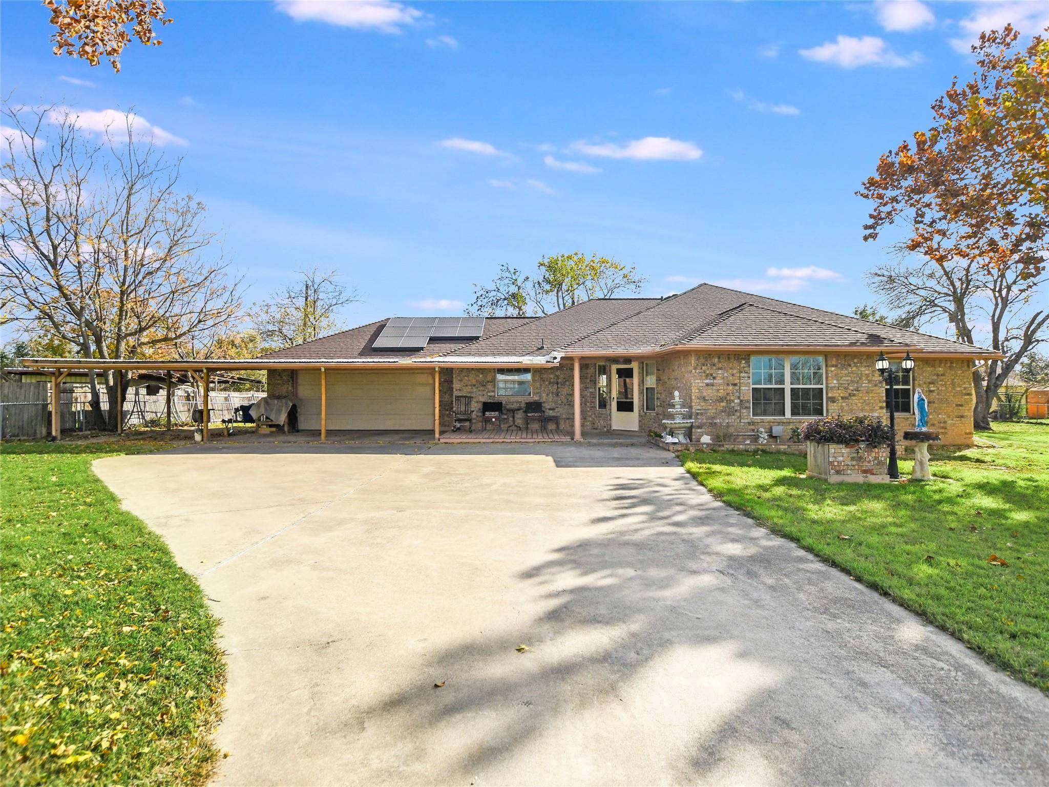 Taylor, TX 76574,607 Rices Crossing RD