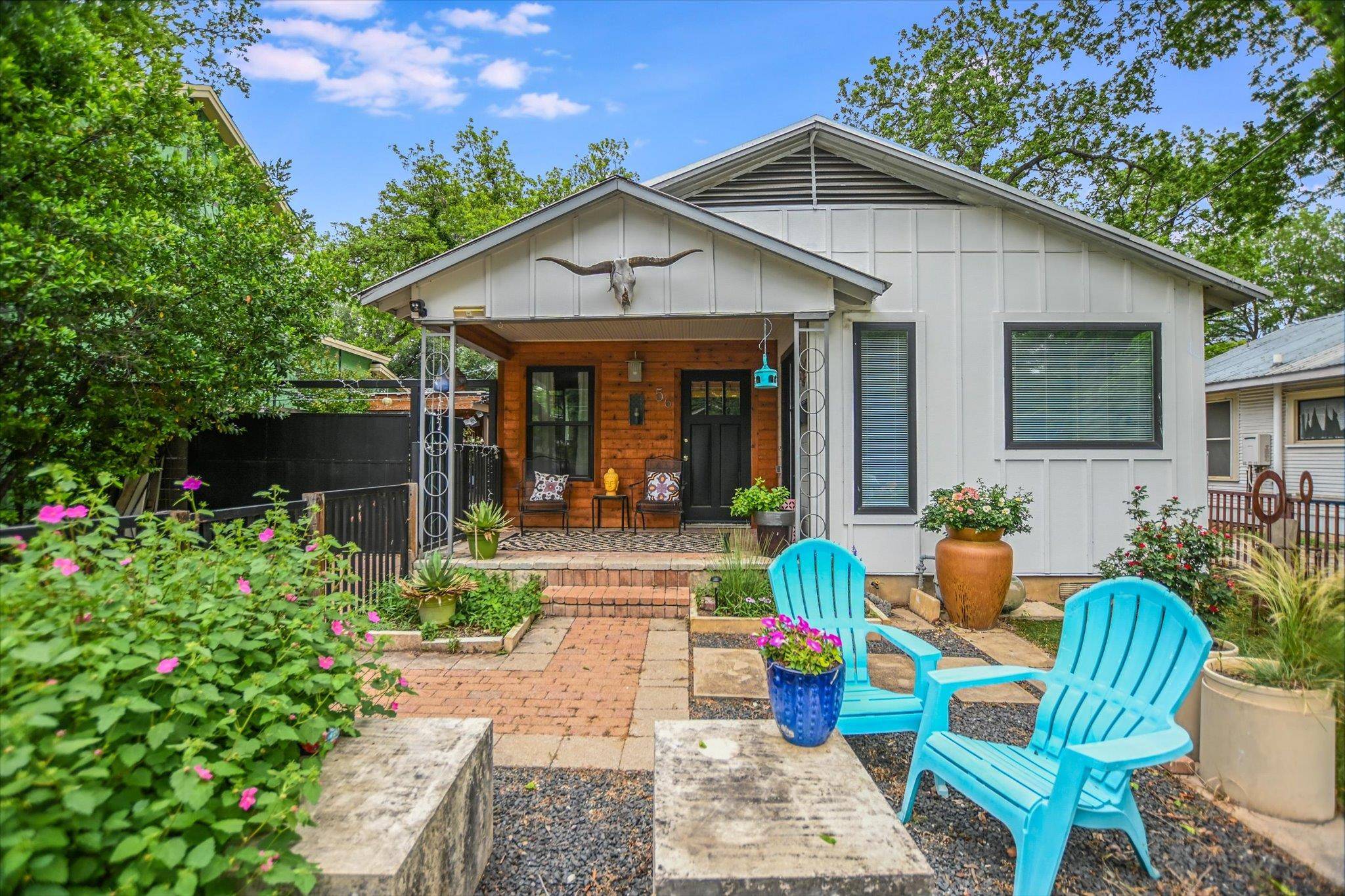 Austin, TX 78702,56 Waller ST