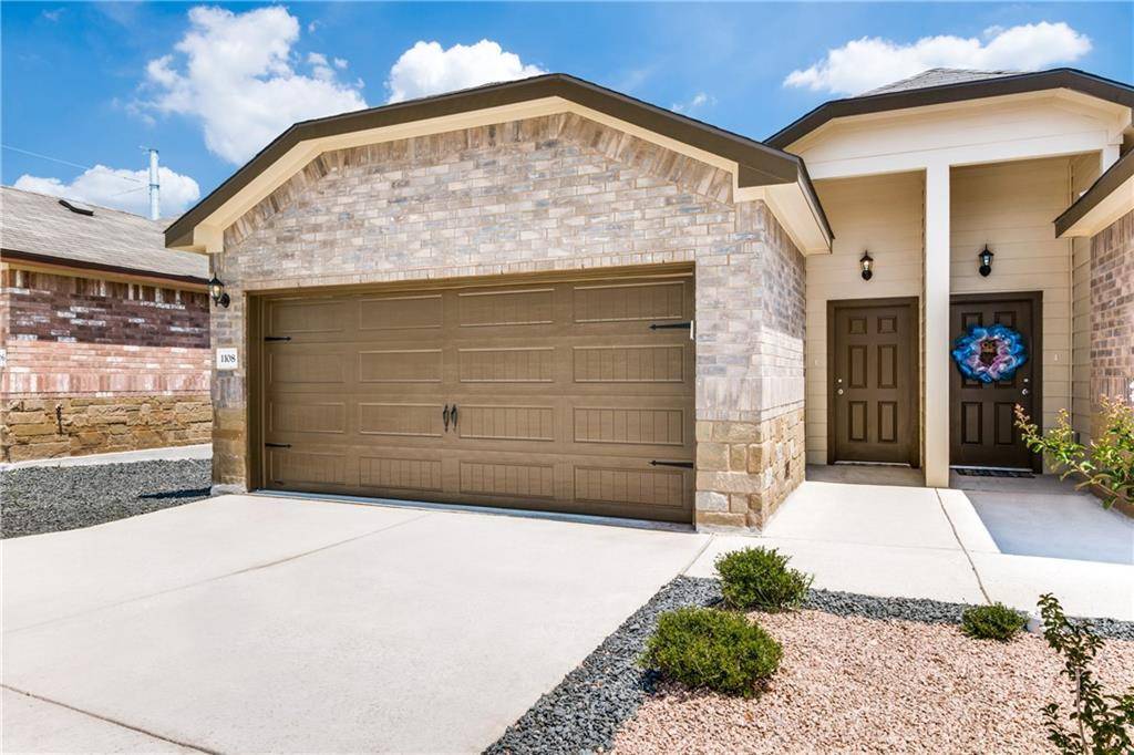 Seguin, TX 78155,1112 Renee Way