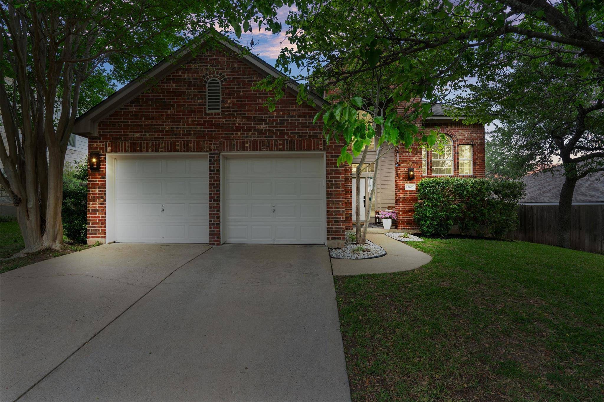 Austin, TX 78749,8806 Colberg DR