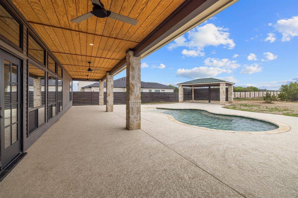 Liberty Hill, TX 78642,132 Tambra Lea LN