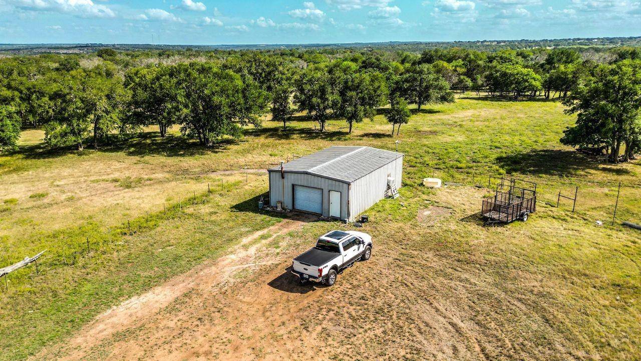 Briggs, TX 78608,1220 County Road 225