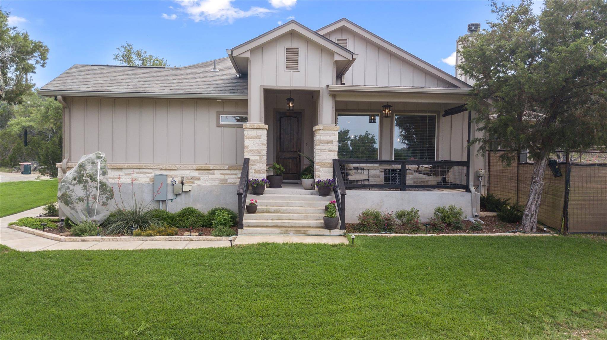 Fischer, TX 78623,165 Buckskin CT